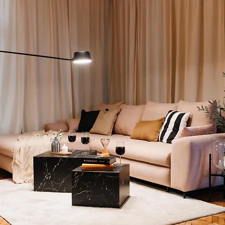 شقة Majestic 108m2 With Balcony Foosball Old Town