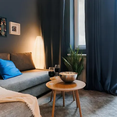 Appartamento Majestic 108m2 With Balcony Foosball Old Town Belgrado